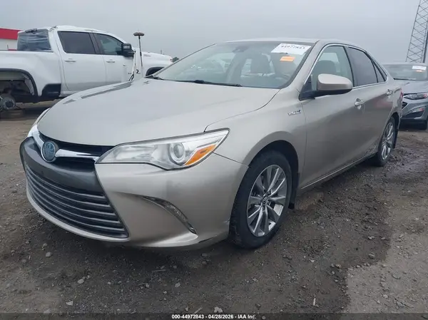 4T1BD1FK4HU225856 2017 TOYOTA CAMRY - Image 2