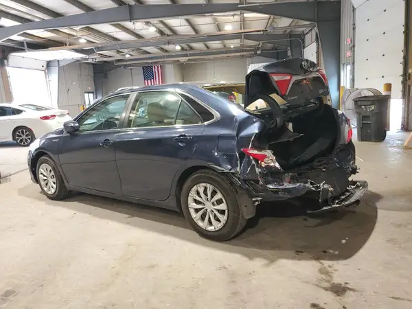 4T1BD1FK5GU179890 2016 TOYOTA CAMRY - Image 2