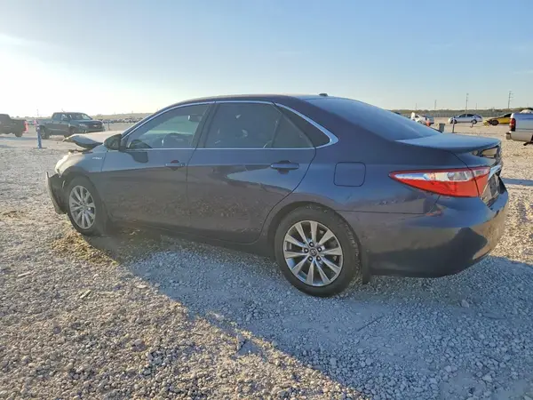 4T1BD1FK5GU187035 2016 TOYOTA CAMRY - Image 2