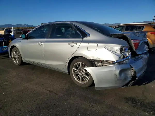 4T1BD1FK5GU193532 2016 TOYOTA CAMRY - Image 2