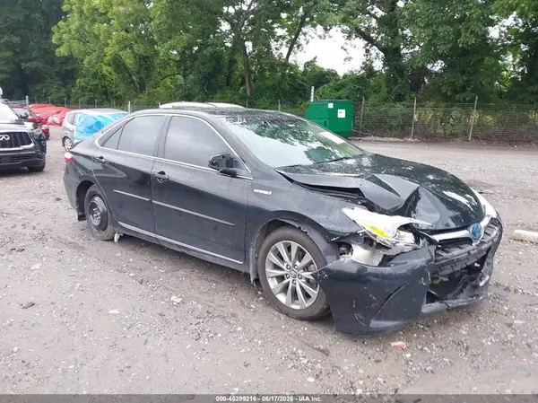 4T1BD1FK5HU201288 2017 TOYOTA CAMRY - Image 1