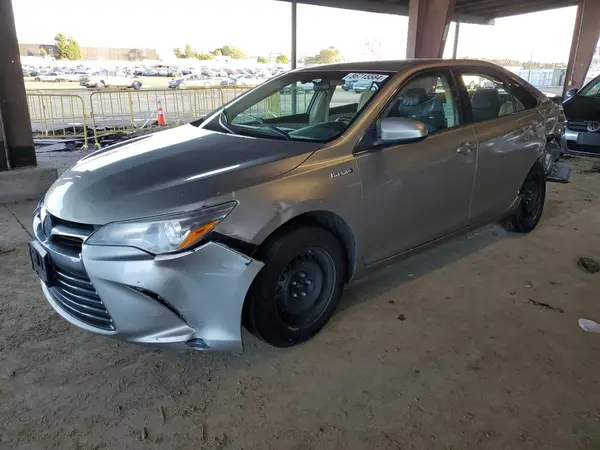 4T1BD1FK5HU207611 2017 TOYOTA CAMRY - Image 1