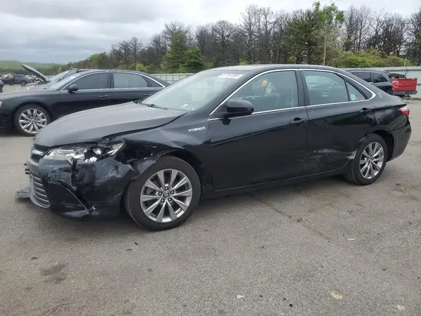 4T1BD1FK5HU227762 2017 TOYOTA CAMRY - Image 1