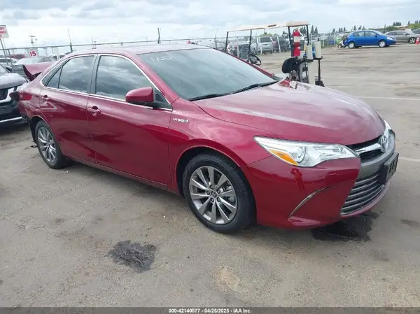 4T1BD1FK6GU177727 2016 TOYOTA CAMRY - Image 1