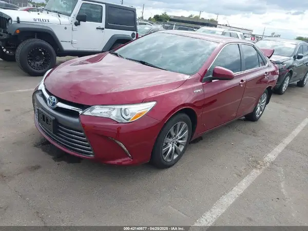 4T1BD1FK6GU177727 2016 TOYOTA CAMRY - Image 2