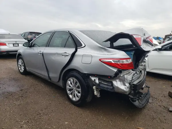4T1BD1FK6GU178473 2016 TOYOTA CAMRY - Image 2