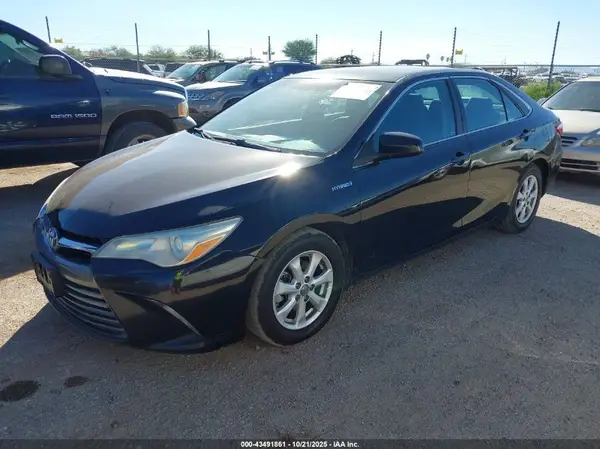 4T1BD1FK6GU186234 2016 TOYOTA CAMRY - Image 2