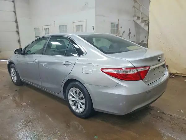 4T1BD1FK6GU190204 2016 TOYOTA CAMRY - Image 2