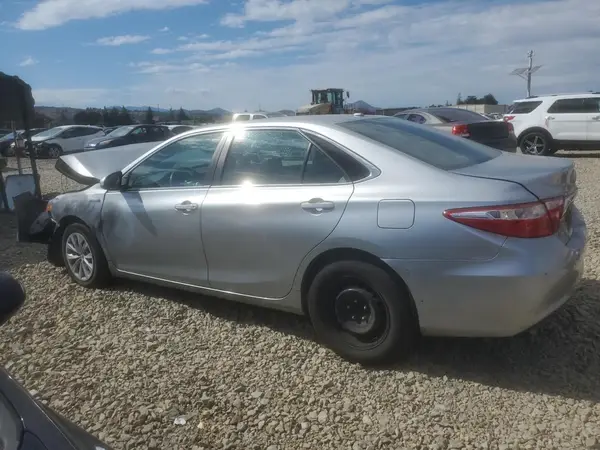 4T1BD1FK6GU190221 2016 TOYOTA CAMRY - Image 2