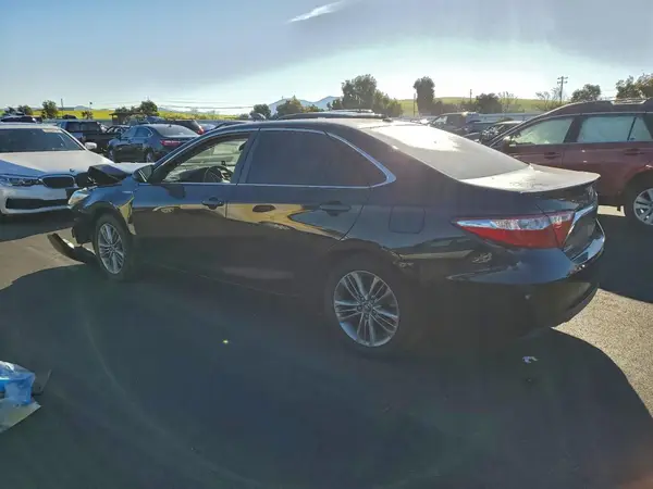 4T1BD1FK6GU195676 2016 TOYOTA CAMRY - Image 2