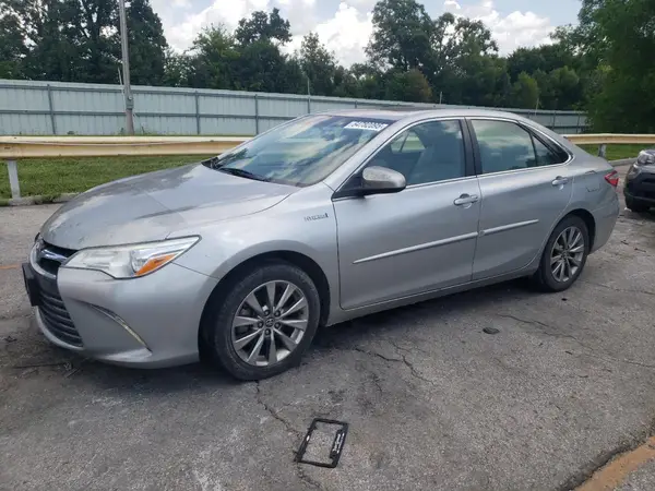 4T1BD1FK6GU196004 2016 TOYOTA CAMRY - Image 1