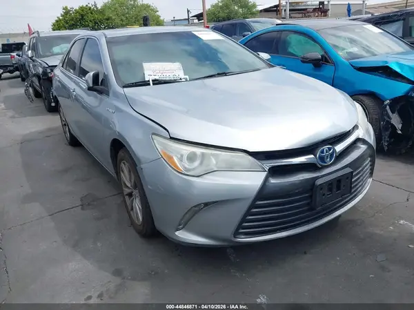 4T1BD1FK6GU198366 2016 TOYOTA CAMRY - Image 1