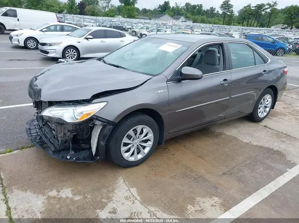 4T1BD1FK6GU198657 2016 TOYOTA CAMRY - Image 2