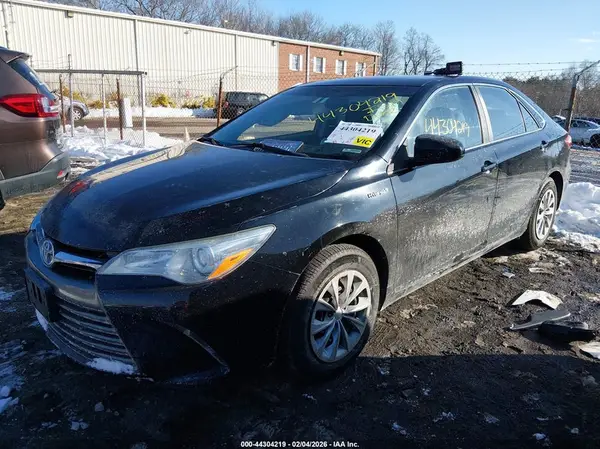 4T1BD1FK6HU201607 2017 TOYOTA CAMRY - Image 2