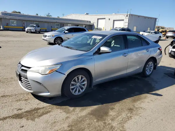 4T1BD1FK6HU202644 2017 TOYOTA CAMRY - Image 1