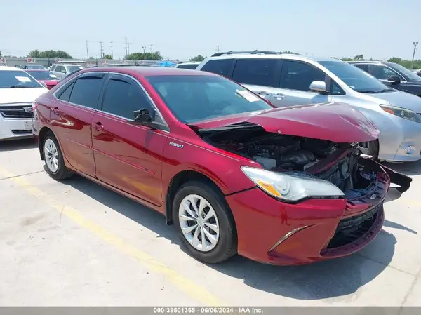 4T1BD1FK6HU203180 2017 TOYOTA CAMRY - Image 1