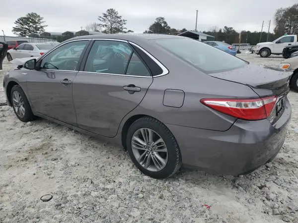 4T1BD1FK6HU208976 2017 TOYOTA CAMRY - Image 2