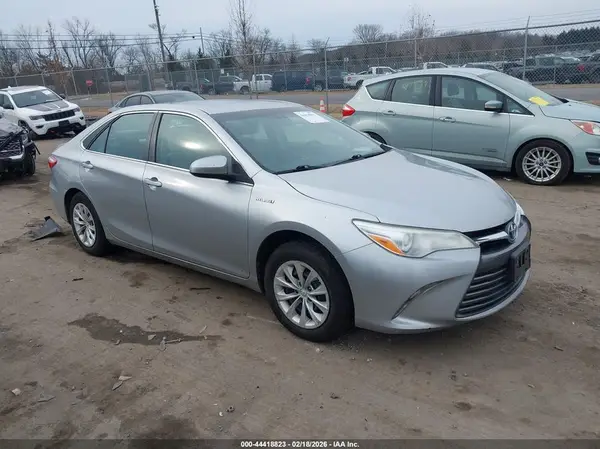 4T1BD1FK6HU214342 2017 TOYOTA CAMRY - Image 1