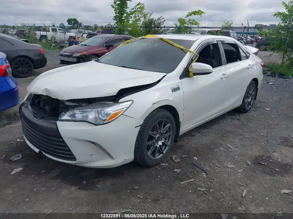 4T1BD1FK6HU221498 2017 TOYOTA CAMRY - Image 2