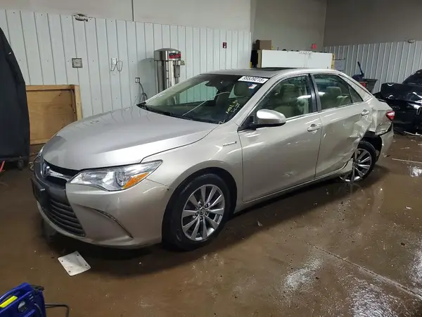 4T1BD1FK6HU228273 2017 TOYOTA CAMRY - Image 1