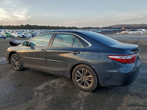 4T1BD1FK7GU177199 2016 TOYOTA CAMRY - Image 2