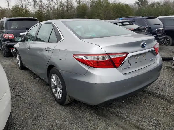 4T1BD1FK7GU182449 2016 TOYOTA CAMRY - Image 2