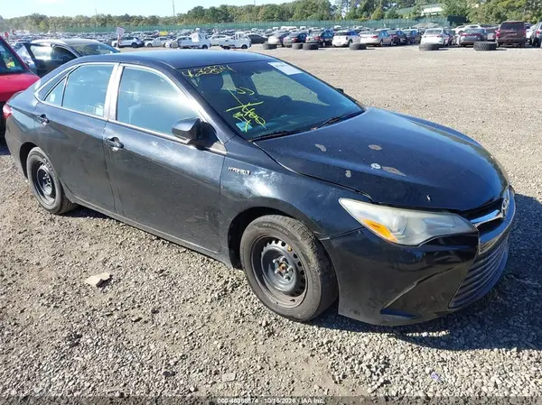 4T1BD1FK7GU184136 2016 TOYOTA CAMRY - Image 1