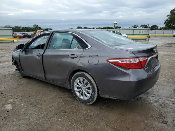 4T1BD1FK7GU185318 2016 TOYOTA CAMRY - Image 2