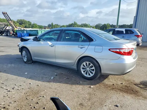 4T1BD1FK7GU187618 2016 TOYOTA CAMRY - Image 2