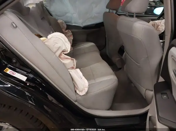 4T1BD1FK7GU188087 2016 TOYOTA CAMRY - Image 8
