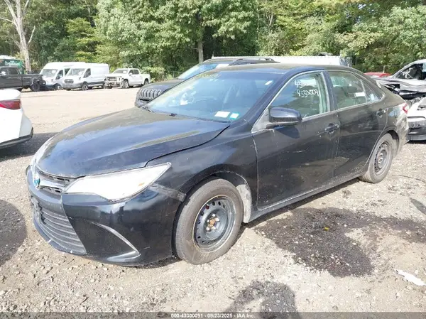 4T1BD1FK7GU188333 2016 TOYOTA CAMRY - Image 2