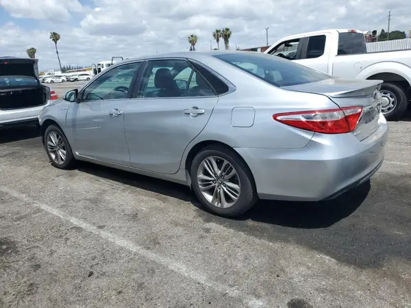4T1BD1FK7GU196173 2016 TOYOTA CAMRY - Image 2
