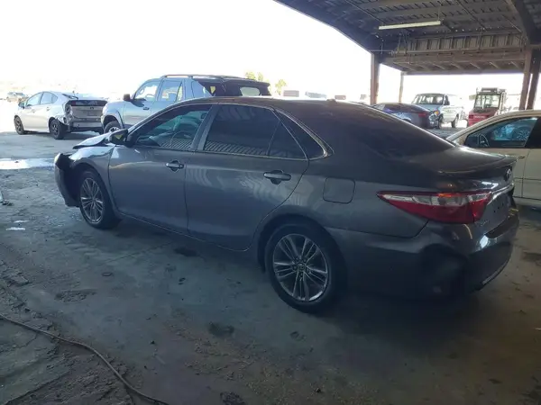 4T1BD1FK7GU196321 2016 TOYOTA CAMRY - Image 2