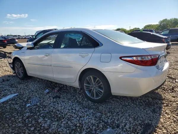 4T1BD1FK7HU203494 2017 TOYOTA CAMRY - Image 2