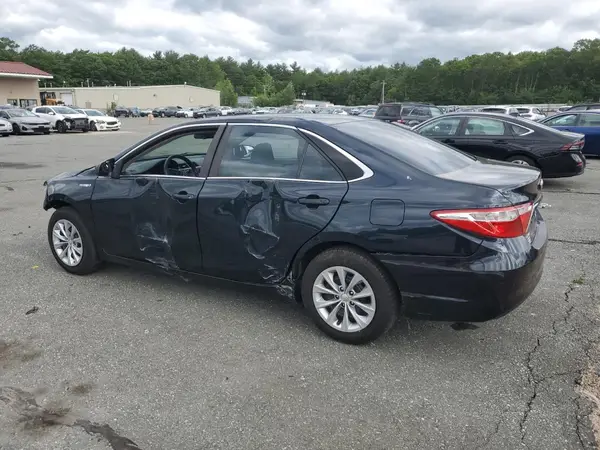 4T1BD1FK7HU205097 2017 TOYOTA CAMRY - Image 2