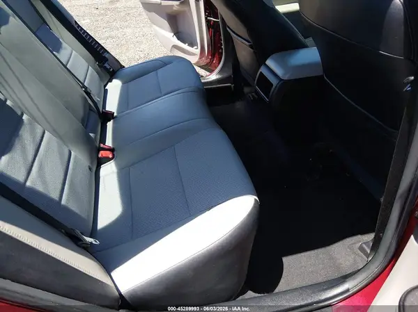 4T1BD1FK7HU210087 2017 TOYOTA CAMRY - Image 8