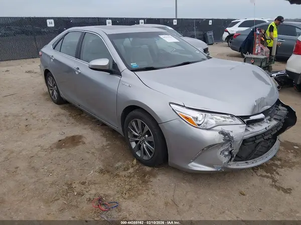 4T1BD1FK7HU217900 2017 TOYOTA CAMRY - Image 1
