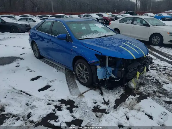4T1BD1FK7HU218125 2017 TOYOTA CAMRY - Image 1