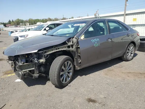 4T1BD1FK7HU218657 2017 TOYOTA CAMRY - Image 1