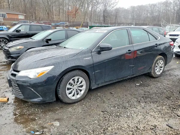4T1BD1FK7HU226323 2017 TOYOTA CAMRY - Image 1