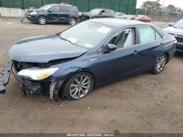 4T1BD1FK8GU182282 2016 TOYOTA CAMRY - Image 2