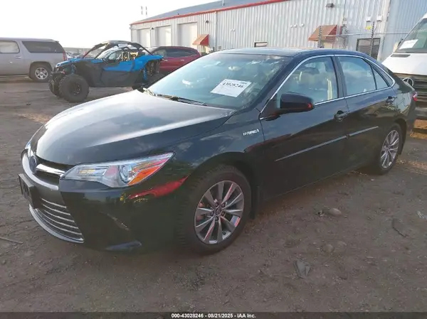4T1BD1FK8GU183304 2016 TOYOTA CAMRY - Image 2