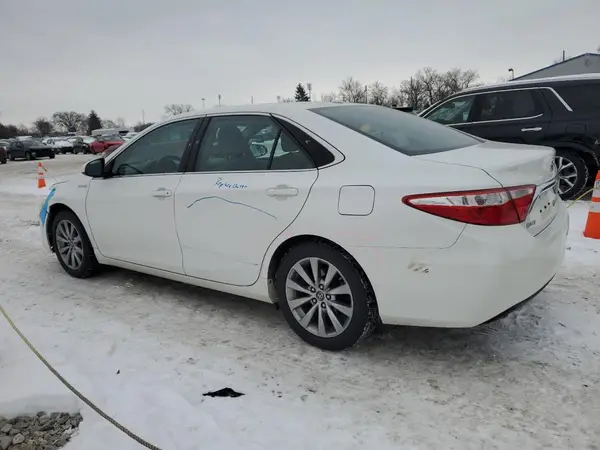 4T1BD1FK8GU187353 2016 TOYOTA CAMRY - Image 2