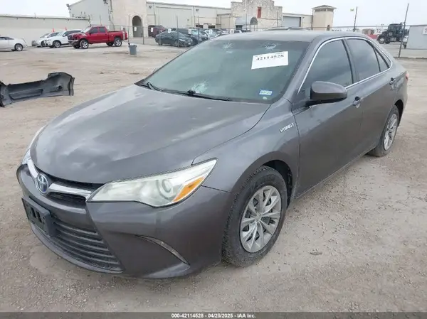 4T1BD1FK8GU188499 2016 TOYOTA CAMRY - Image 2