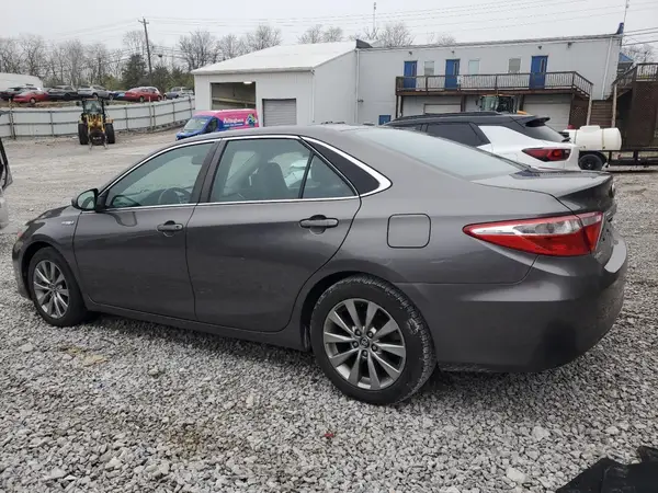 4T1BD1FK8GU188695 2016 TOYOTA CAMRY - Image 2
