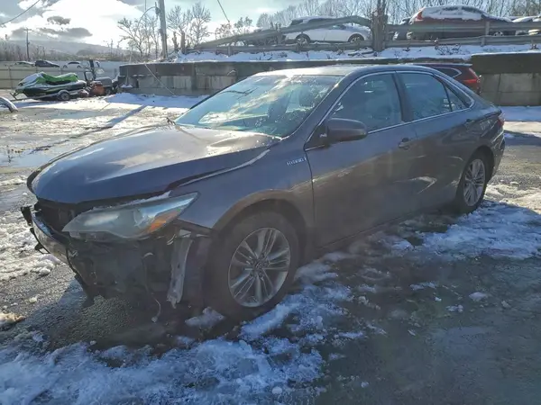 4T1BD1FK8GU188860 2016 TOYOTA CAMRY - Image 1