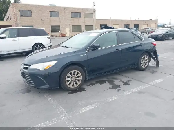 4T1BD1FK8GU191029 2016 TOYOTA CAMRY - Image 2