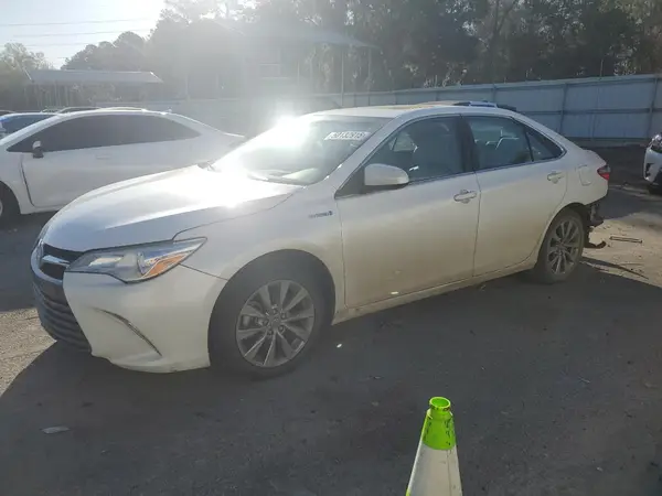 4T1BD1FK8GU194366 2016 TOYOTA CAMRY - Image 1