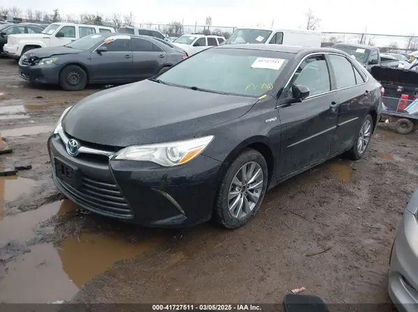 4T1BD1FK8GU196294 2016 TOYOTA CAMRY - Image 2
