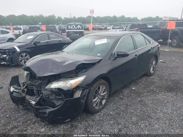 4T1BD1FK8GU198479 2016 TOYOTA CAMRY - Image 2